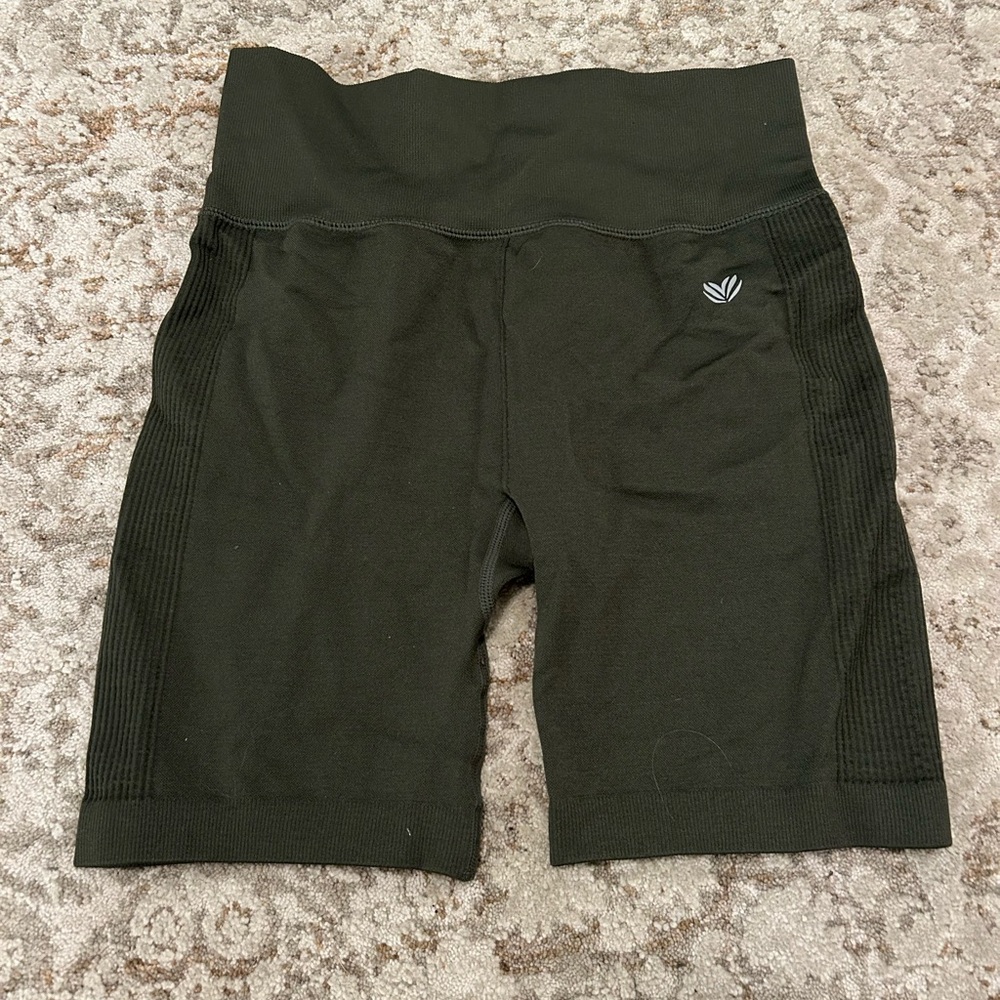 Women's green biker athletic Shorts
